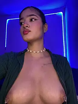 Snapshot of charlotte_9999 chatting on November 27, 7:14 pm charlotte 9999 online show from November 27, 7:14 pm