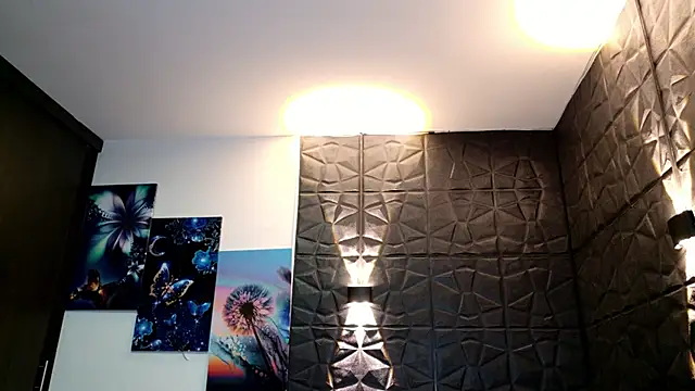 Snapshot of graceymilf666 chatting on February 12, 12:05 pm graceymilf666 online show from February 12, 12:05 pm