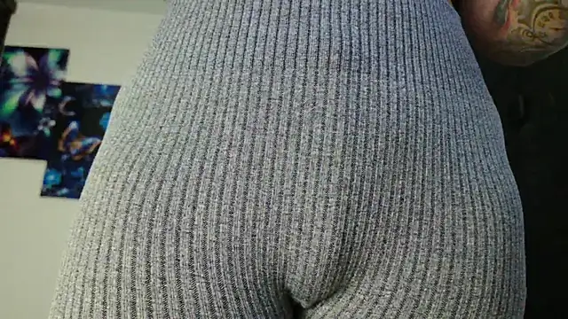 Snapshot of graceymilf666 chatting on March 3, 12:12 pm graceymilf666 online show from March 3, 12:12 pm