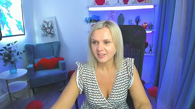 AgathaKlouin online show from February 15, 3:07 am