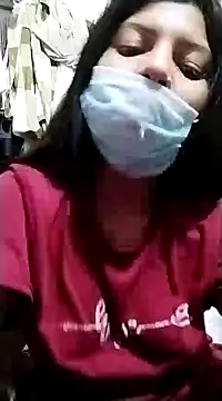 Snapshot of Hotty-Divya chatting on December 11, 4:53 pm Hotty-Divya online show from December 11, 4:53 pm