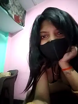 Snapshot of Hotty-Divya chatting on May 6, 3:16 pm Hotty-Divya online show from May 6, 3:16 pm