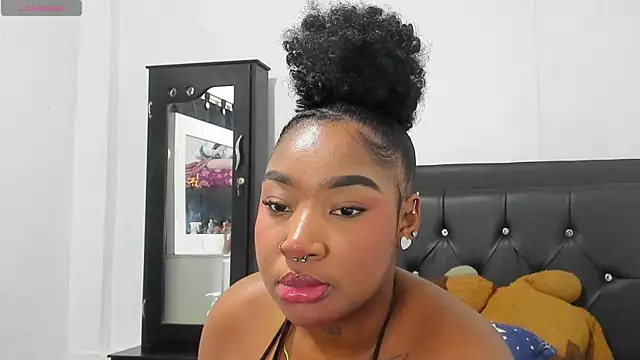 Snapshot of Natassha_brown1 chatting on October 16, 1:03 am Natassha brown1 online show from October 16, 1:03 am