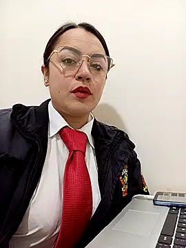 Lesly 10- online show from October 21, 12:48 pm