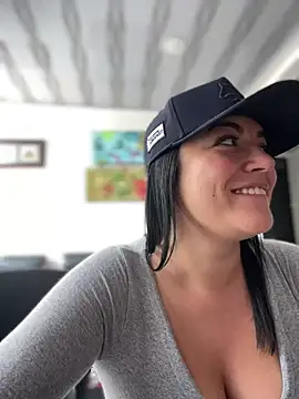 Lesly 10- online show from March 7, 8:36 pm