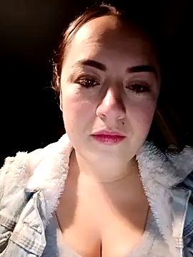 Snapshot of Lesly_10- chatting on October 3, 12:36 am Lesly 10- online show from October 3, 12:36 am