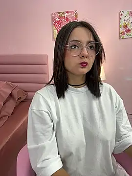 kae styles online show from December 5, 8:06 pm