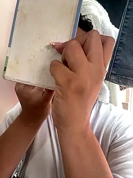 kae styles online show from January 11, 4:03 pm