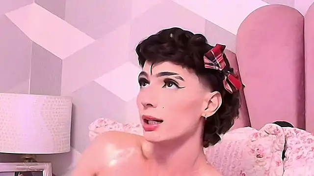 Snapshot of KylieMonnett chatting on November 29, 11:16 pm KylieMonnett online show from November 29, 11:16 pm