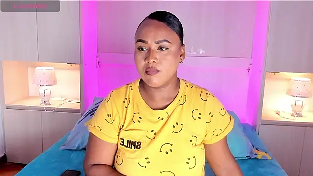 EmilyyStuart online show from February 14, 7:58 pm