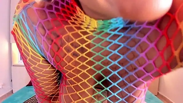 EmilyyStuart online show from March 21, 4:06 am