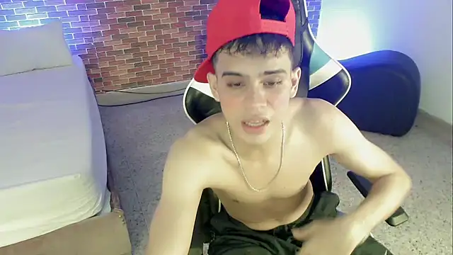 zacariasss  online show from September 15, 4:07 pm