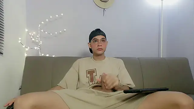 zacariasss  online show from October 22, 1:32 pm