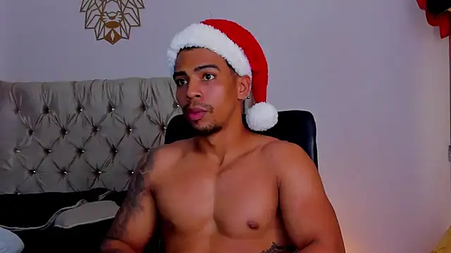 Snapshot of Andrew_wolf7 chatting on December 16, 11:53 pm Andrew wolf7 online show from December 16, 11:53 pm