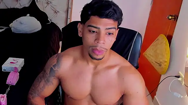 Andrew wolf7 online show from December 21, 8:31 pm