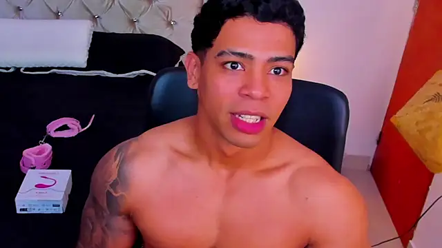 Andrew wolf7 online show from February 25, 9:47 pm