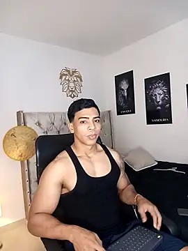 Snapshot of Andrew_wolf7 chatting on October 10, 7:58 pm Andrew wolf7 online show from October 10, 7:58 pm