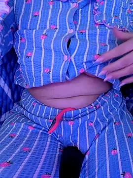 Patrona-fifi online show from March 28, 6:09 pm