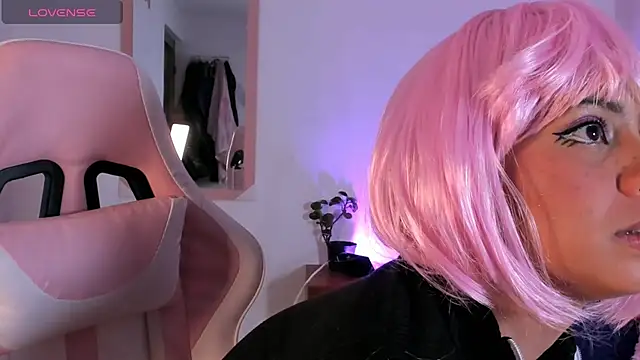 adriannyp 1 online show from October 22, 12:43 am