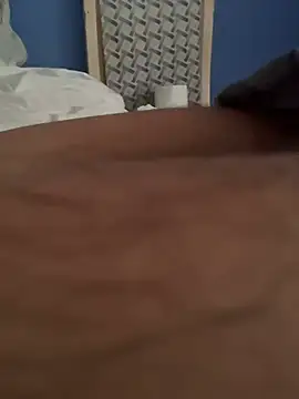 Snapshot of lucca07112 chatting on January 5, 2:52 pm lucca07112 online show from January 5, 2:52 pm