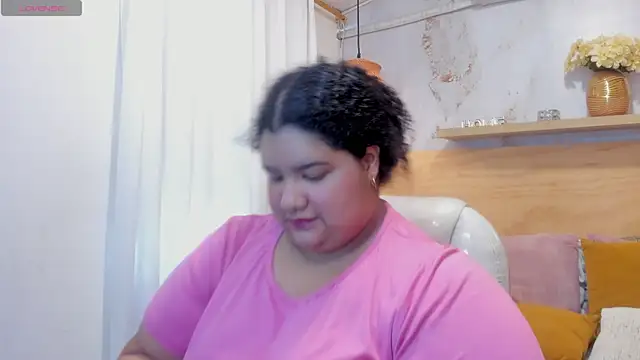 Snapshot of Miley_Collins chatting on October 30, 8:28 pm Miley Collins online show from October 30, 8:28 pm