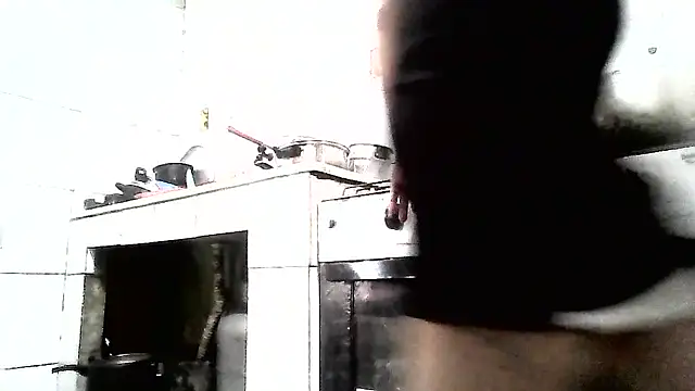 Snapshot of thasmyni chatting on July 19, 1:19 pm thasmyni online show from July 19, 1:19 pm