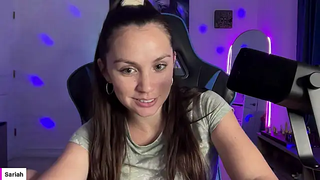 sweetsariaah online show from December 6, 12:18 am