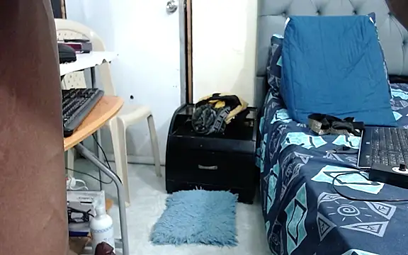 Ryan Vergon online show from March 3, 4:54 am