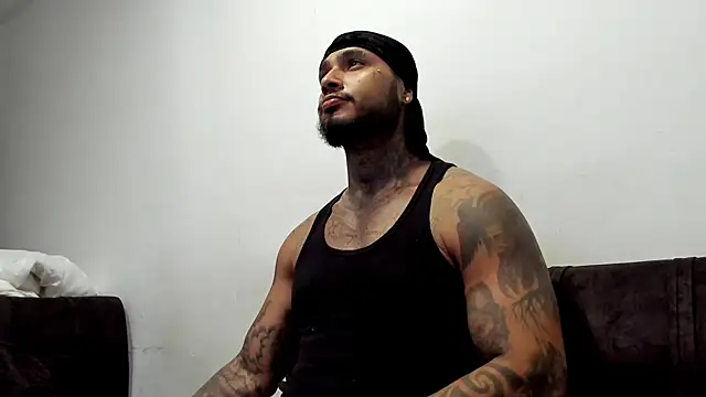 Exotic tatto27121 online show from May 27, 1:04 am