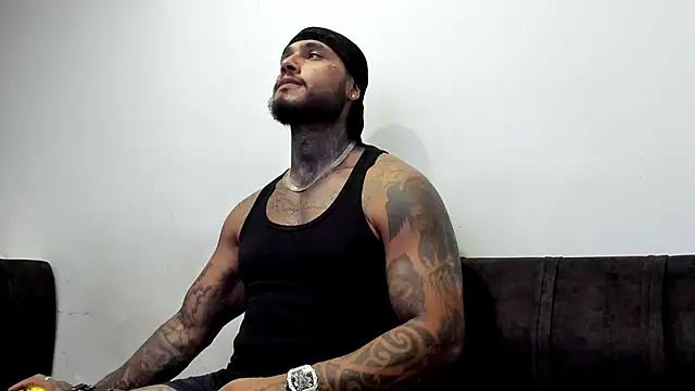 Exotic tatto27121 online show from May 28, 3:36 am