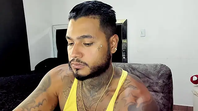 Exotic tatto27121 online show from April 6, 7:48 pm