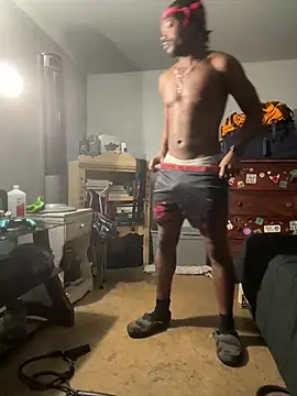 Snapshot of SluttyLyfe4L chatting on July 13, 12:15 pm SluttyLyfe4L online show from July 13, 12:15 pm