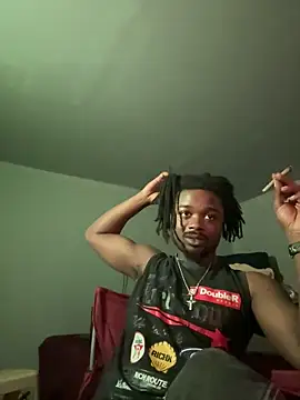 SluttyLyfe4L online show from March 28, 11:39 pm