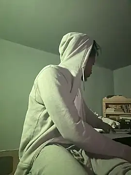 SluttyLyfe4L online show from April 9, 5:31 am