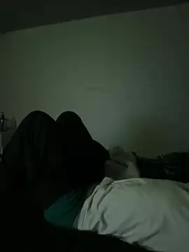 Snapshot of SluttyLyfe4L chatting on June 21, 2:01 pm SluttyLyfe4L online show from June 21, 2:01 pm