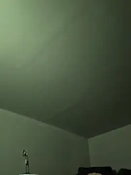 SluttyLyfe4L online show from March 5, 1:24 am