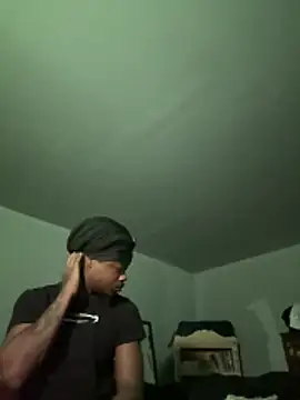 SluttyLyfe4L online show from January 6, 6:28 am