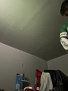 SluttyLyfe4L online show from March 6, 1:39 pm