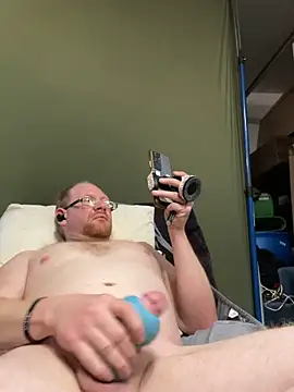 theoneandonlyniko online show from April 14, 11:32 pm