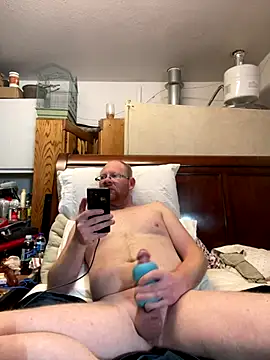 theoneandonlyniko online show from December 15, 9:31 pm