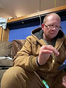 theoneandonlyniko online show from March 25, 6:35 am