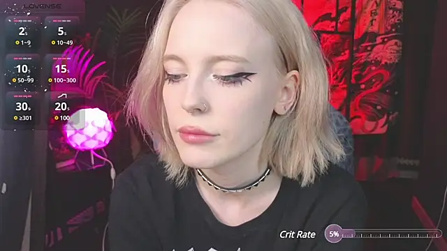 Snapshot of Crackling_Tatii chatting on March 10, 4:28 am Crackling Tatii online show from March 10, 4:28 am