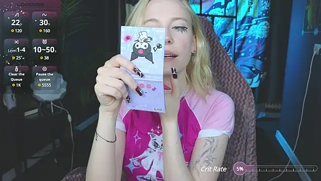 Snapshot of Crackling_Tatii chatting on March 2, 8:57 pm Crackling Tatii online show from March 2, 8:57 pm