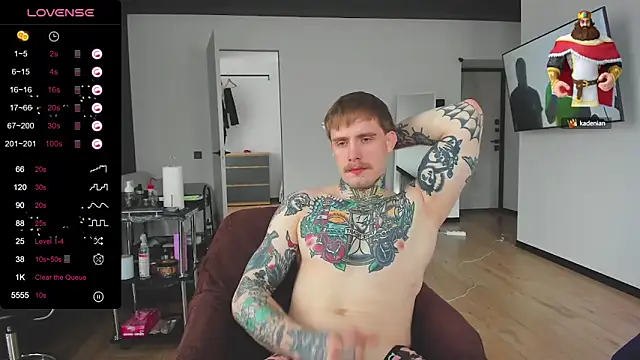 Snapshot of white_King9999 chatting on March 12, 7:46 am white King9999 online show from March 12, 7:46 am