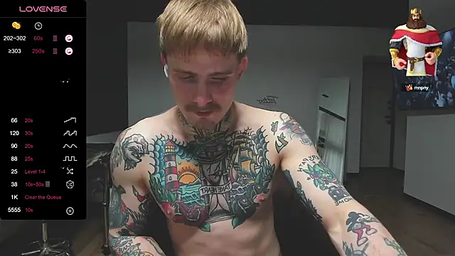 Snapshot of white_King9999 chatting on March 16, 5:07 pm white King9999 online show from March 16, 5:07 pm