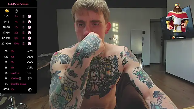 Snapshot of white_King9999 chatting on March 6, 2:40 pm white King9999 online show from March 6, 2:40 pm