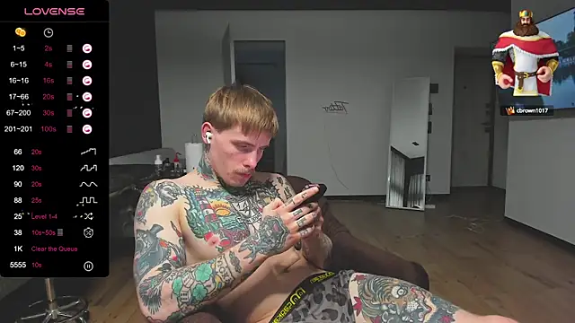 Snapshot of white_King9999 chatting on March 13, 3:06 pm white King9999 online show from March 13, 3:06 pm