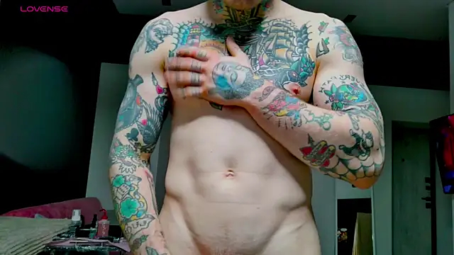 Snapshot of white_King9999 chatting on November 27, 1:22 pm white King9999 online show from November 27, 1:22 pm