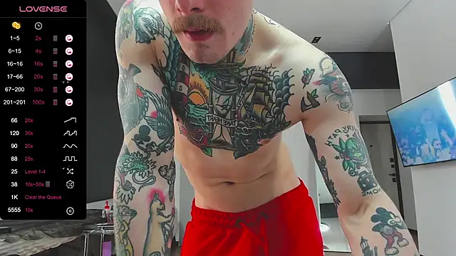 Snapshot of white_King9999 chatting on February 25, 11:43 am white King9999 online show from February 25, 11:43 am