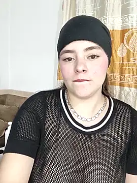 Madison Garcia online show from April 17, 2:25 am